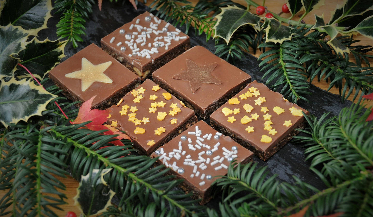 Chocolate Crunch Star Box ⭐ - Treat Box (6 piece)
