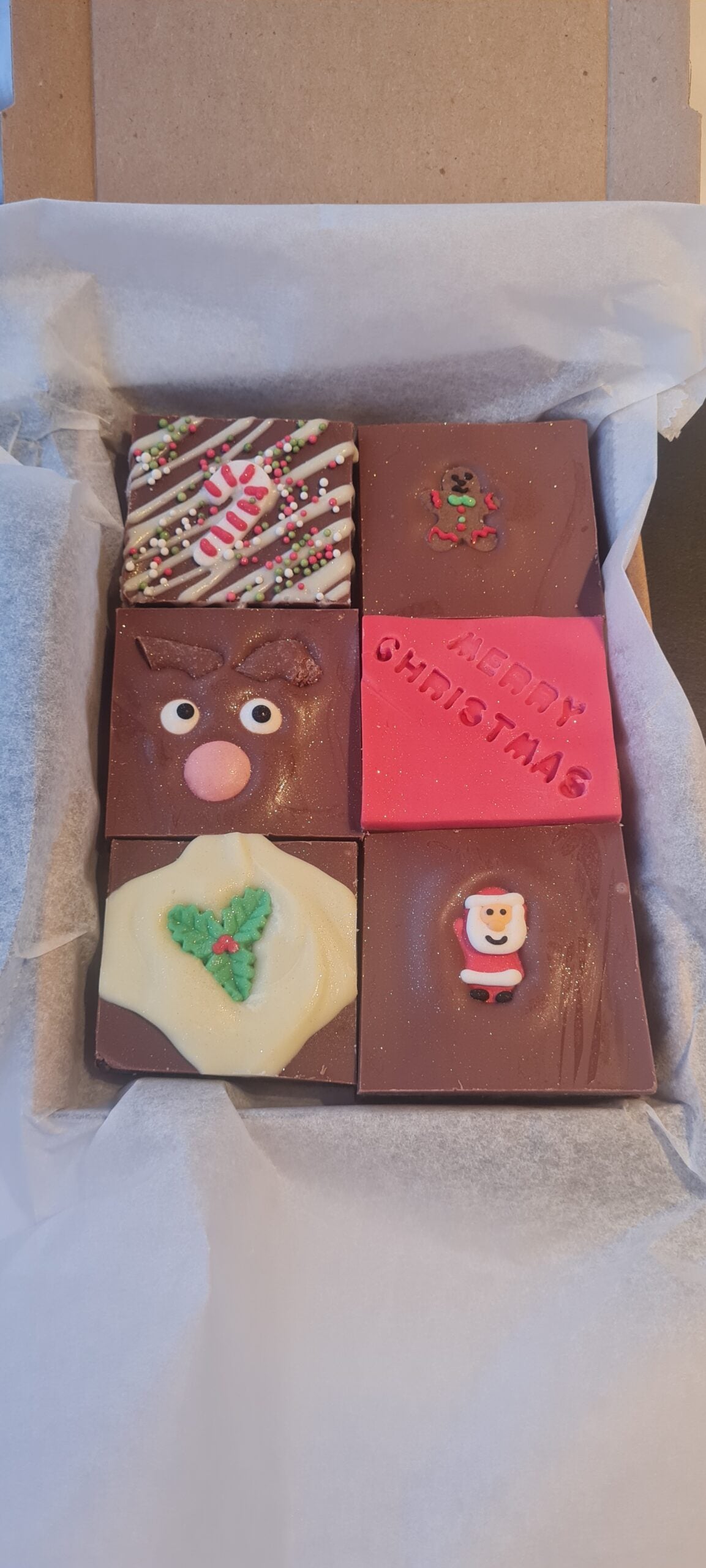 Christmas Crunch 🎄🎅 Treat Box (6 piece) Dispatch 20/12/23