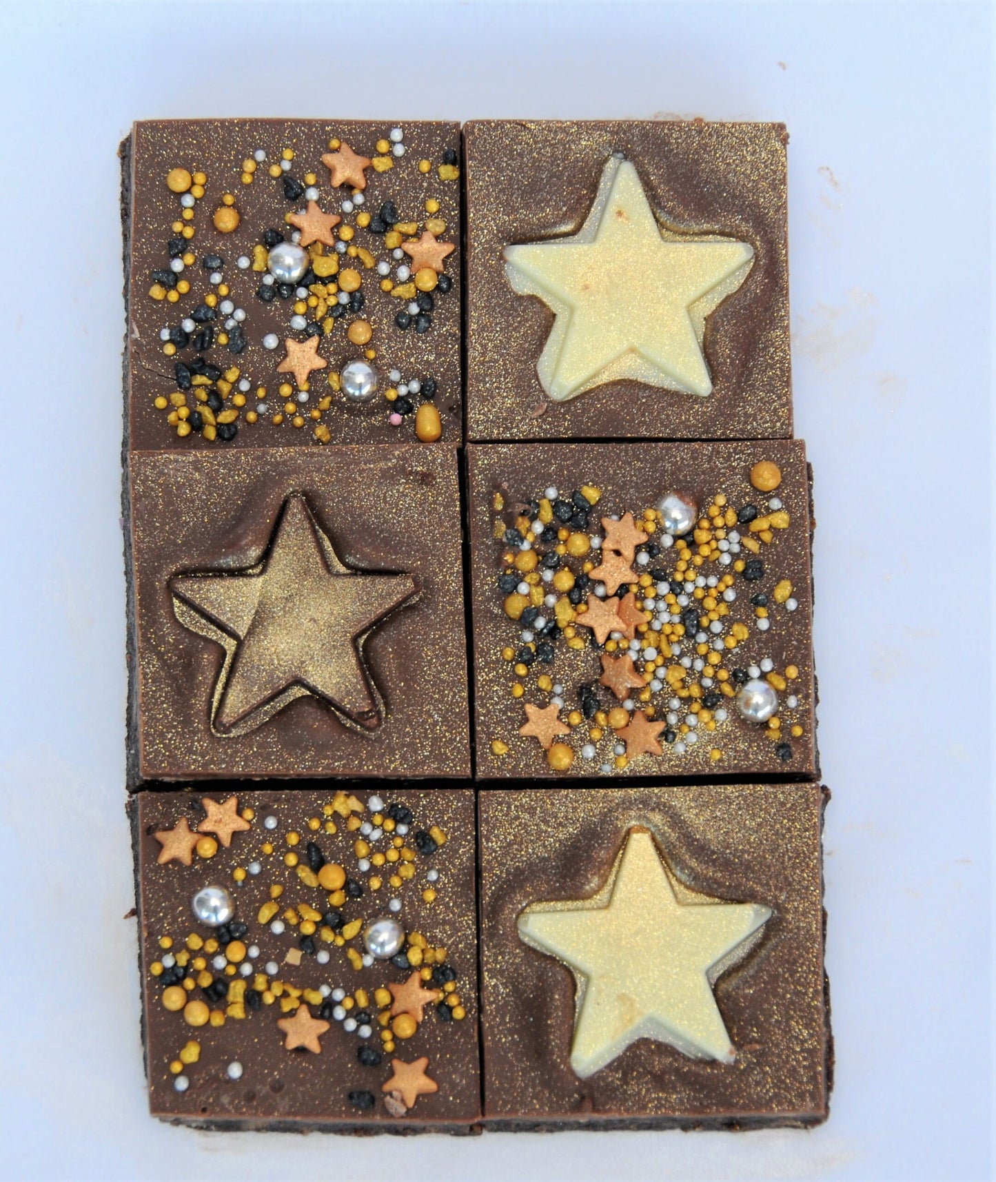 Chocolate Crunch - Shining Star ⭐ - Treat Box (6 piece)