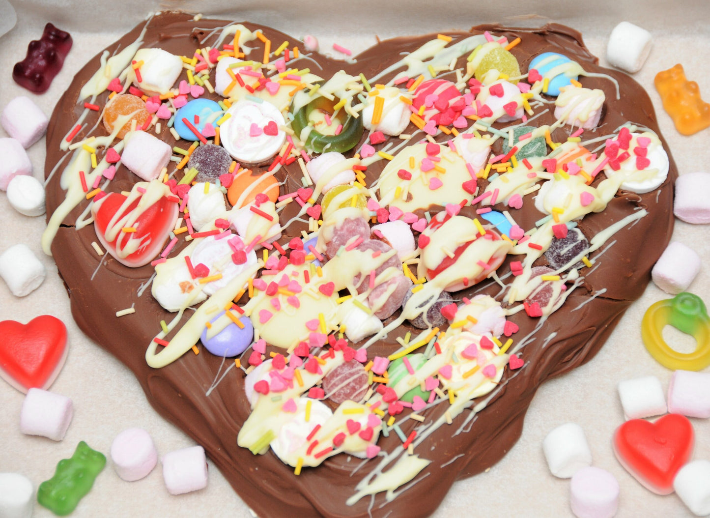 Chocolate Crunch Heart - All the sweeties 🍬