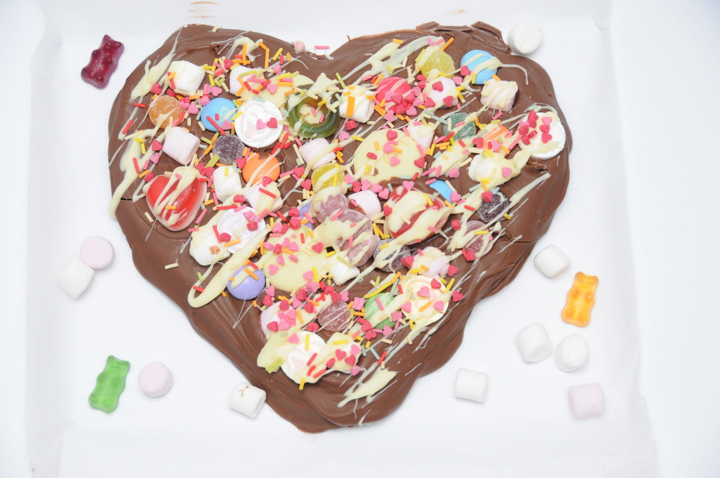 Chocolate Crunch Heart - All the sweeties 🍬