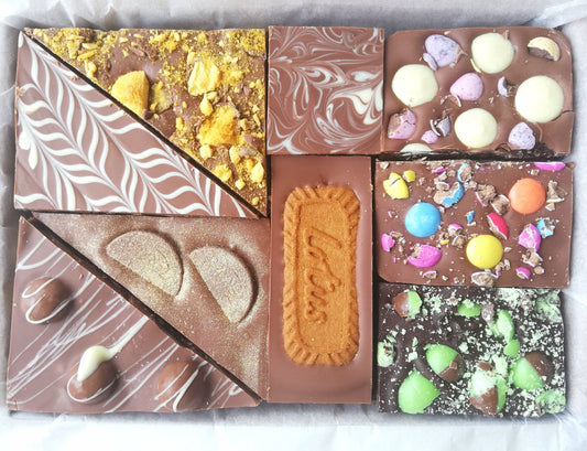 Chocolate Crunch Selection box - Indulgence A5 (Mixed amount of pieces)